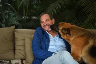 Alperovich enfrentará a Manzur por fuera del PJ