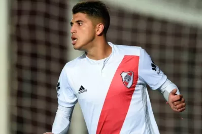 El representante del tucumano Palacios desmintió una oferta de Real Madrid