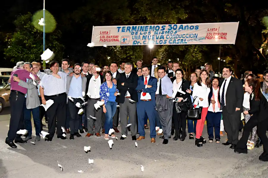 La oposición resultó electa en la votación del Colegio de Abogados