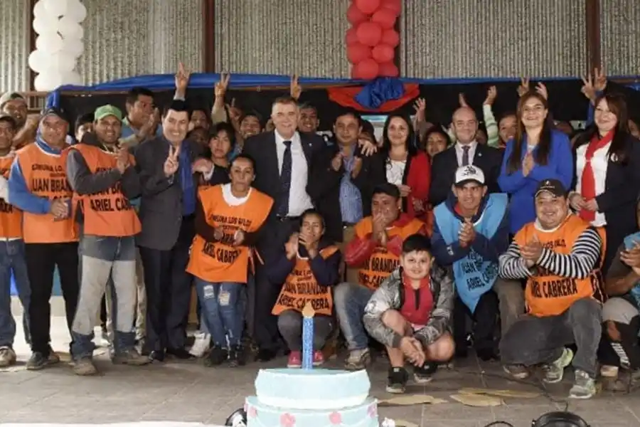 La batalla electoral ya se vive en las calles y en las redes sociales