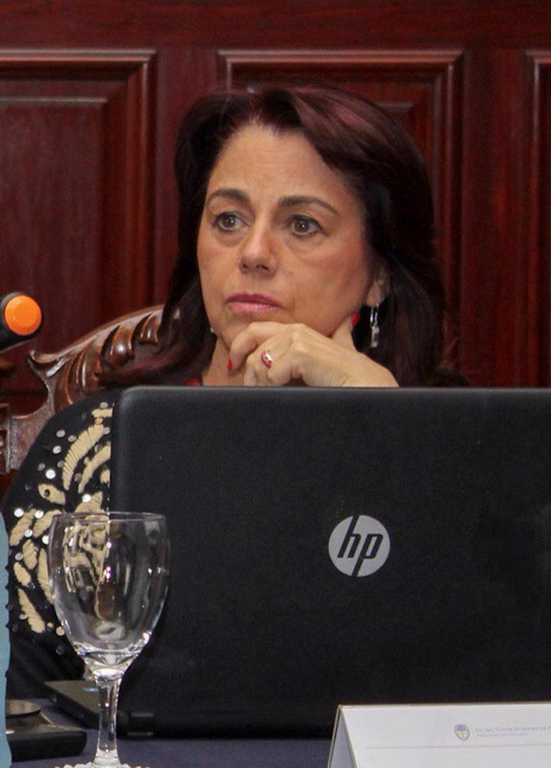 CLAUDIA LÓPEZ. La jueza hoy enseña Derechos Humanos. LA GACETA / FOTO DE JORGE OLMOS SGROSSO (ARCHIVO)