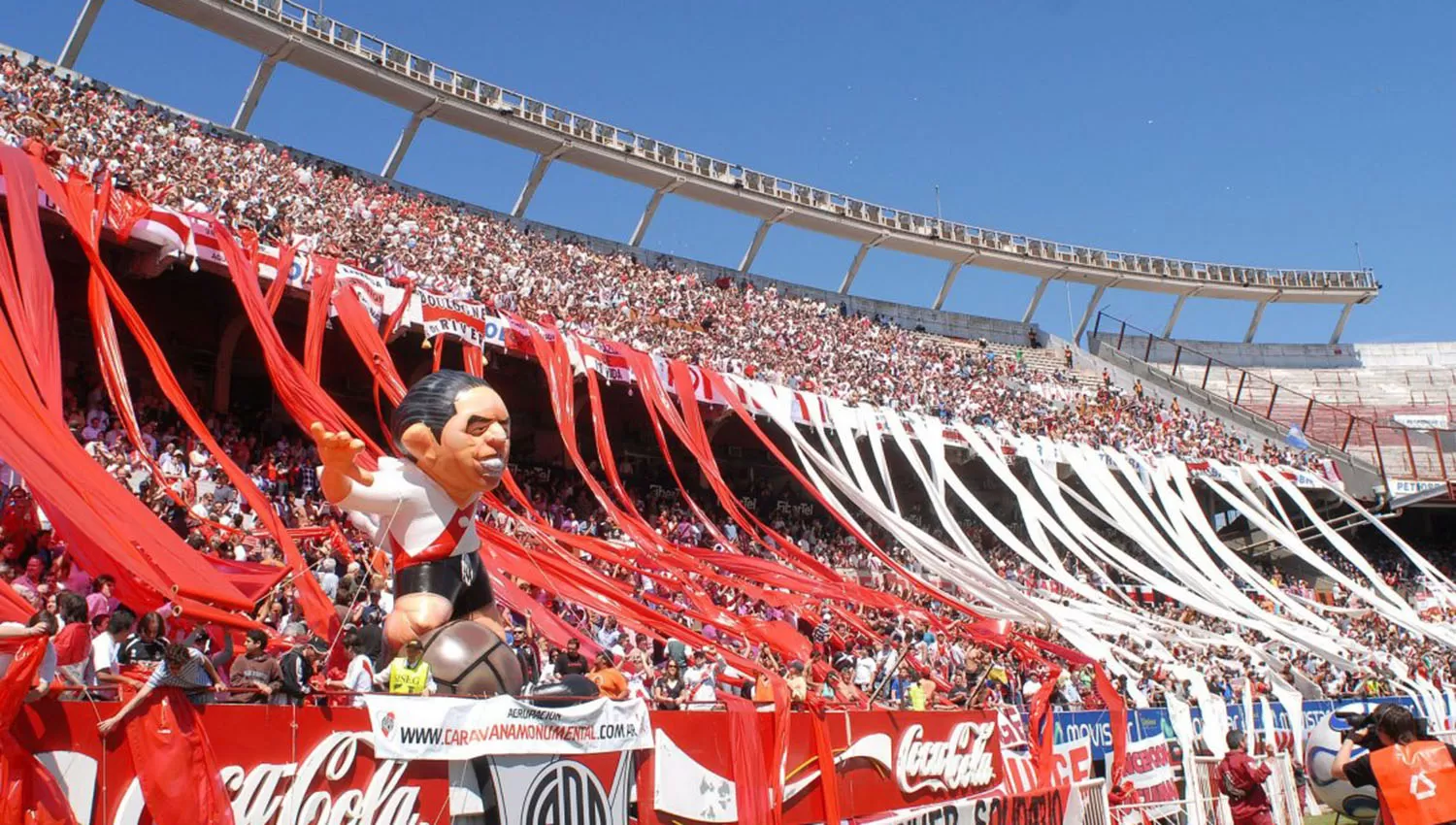 Boca y River decidieron que no habrá hinchas visitantes en las finales de la Copa Libertadores