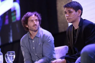 Nació en una villa, los videojuegos le salvaron la vida y fundó su propio estudio