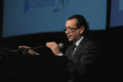 Sica: “nos esforzamos por una economía estable”