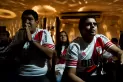 Los hinchas de Boca y River deben evitar el cigarrillo, las comilonas y el alcohol durante las finales