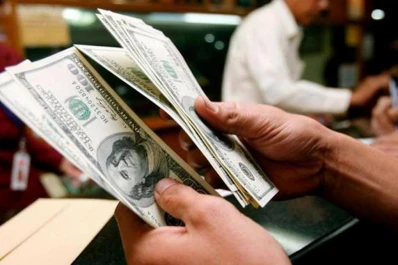 Otra alza del dólar lo elevó a $ 37,43