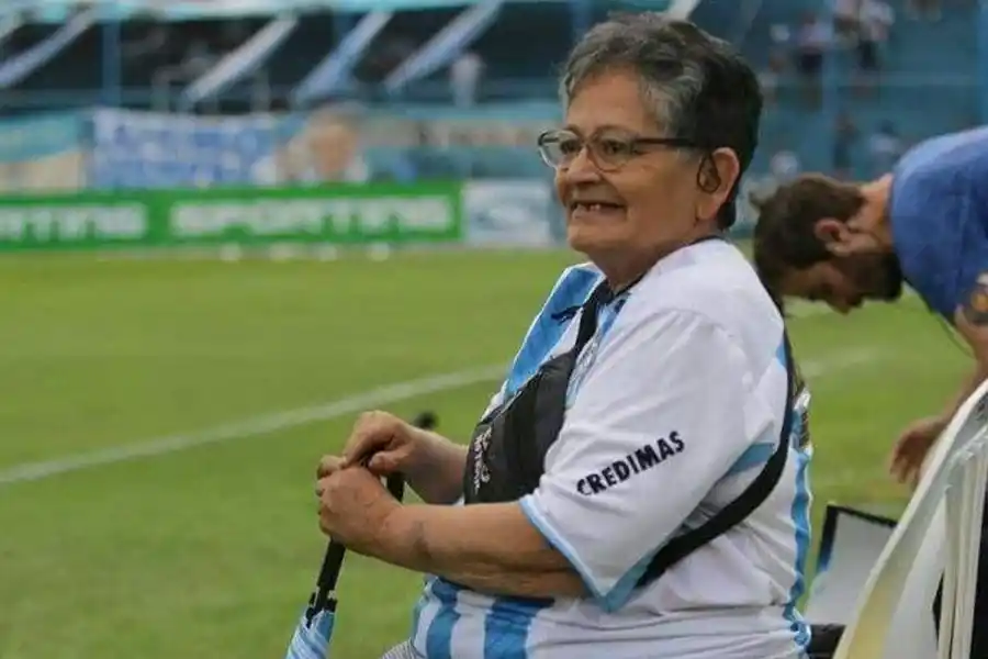 RAMONA. La hincha más fanática de Atlético.