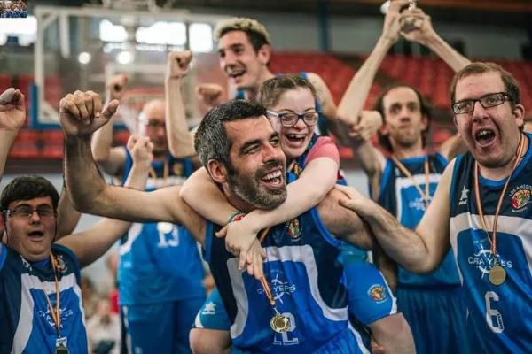 La épica del deporte y la enseñanza de un equipo de básquet muy especial