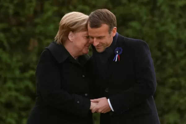Gesto histórico de Macron y de Merkel para evocar el armisticio