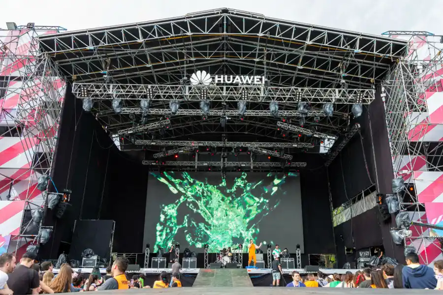 Personal Fest: Lorde cerró el festival ante más de 15.000 fanáticos