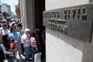 Martes 13 atípico: siete parejas se animan y dan el sí en Tucumán