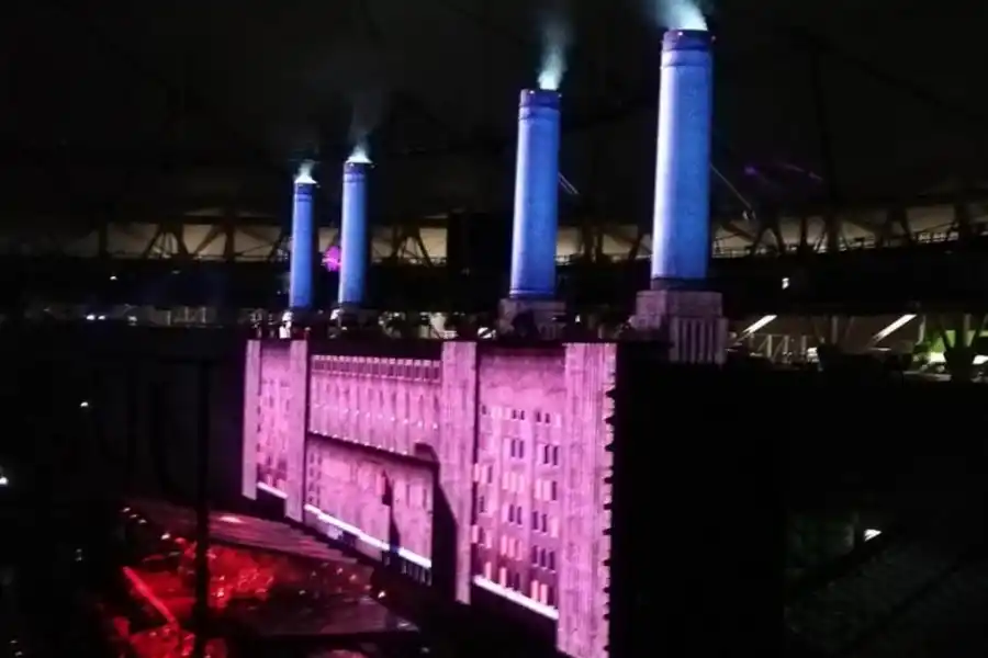 LA INDUSTRIA QUE CONTAMINA. Fotos de Sebastián Rosso.-.-