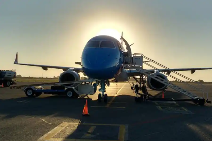 El presidente de Aerolíneas Argentinas negó una eventual privatización de la empresa