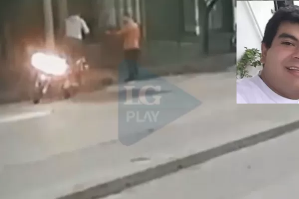 El momento exacto cuando el policía de civil balea al joven al que confundió con un ladrón