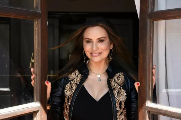 Para Myriam Hernández, “las mujeres deben salir a luchar por el género”