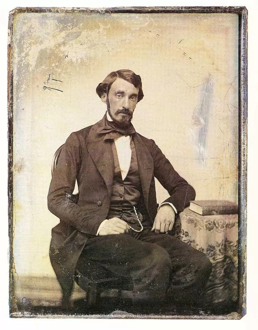 BARTOLOMÉ MITRE. Hacia 1854, se tomó en Buenos Aires este excelente daguerrotipo del prócer.- 