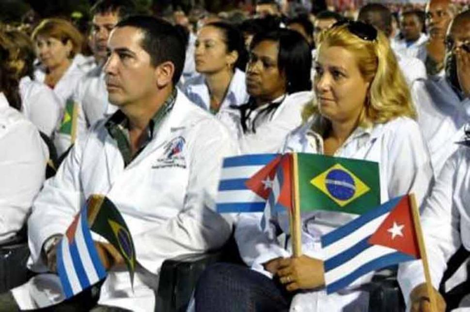 PROFESIONALES DE LA SALUD. El plan “Más Médicos” se aplica en Brasil. reuters