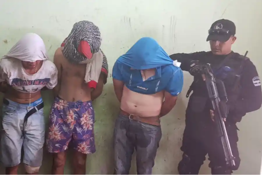 Tres aprehendidos en el cortejo fúnebre del asaltante que se enfrentó con el federal