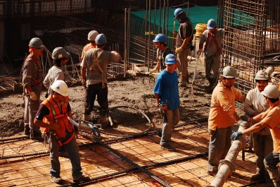 Subió la cifra de empleados en relación de dependencia que paga el impuesto