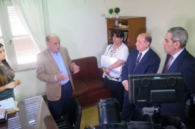 Para la lucha contra el delito es esencial la figura del auxiliar fiscal, dijo Jiménez