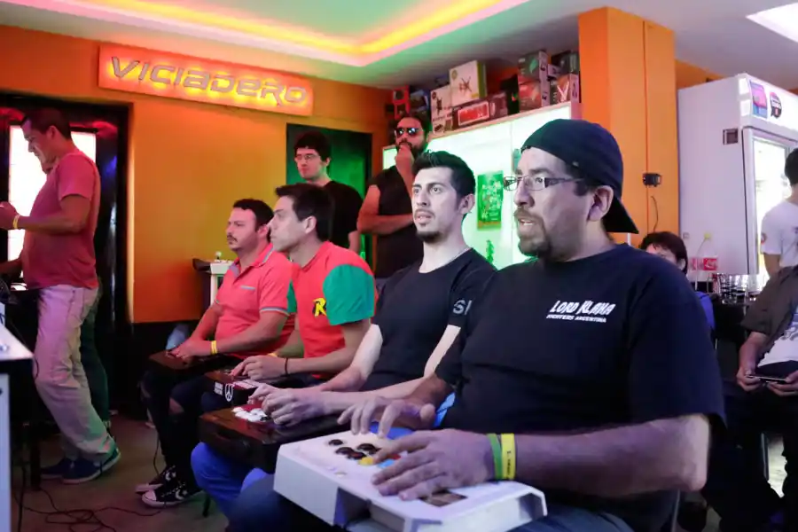 Videojuegos: un policía tucumano está entre los mejores gamers del país y sueña con ser profesional