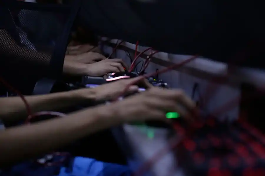 Videojuegos: un policía tucumano está entre los mejores gamers del país y sueña con ser profesional