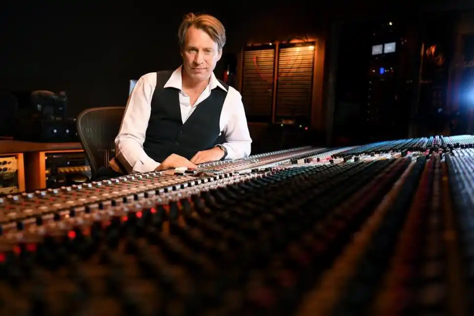 CONTINUADOR. Giles Martin, a cargo de la ambiciosa reedición.