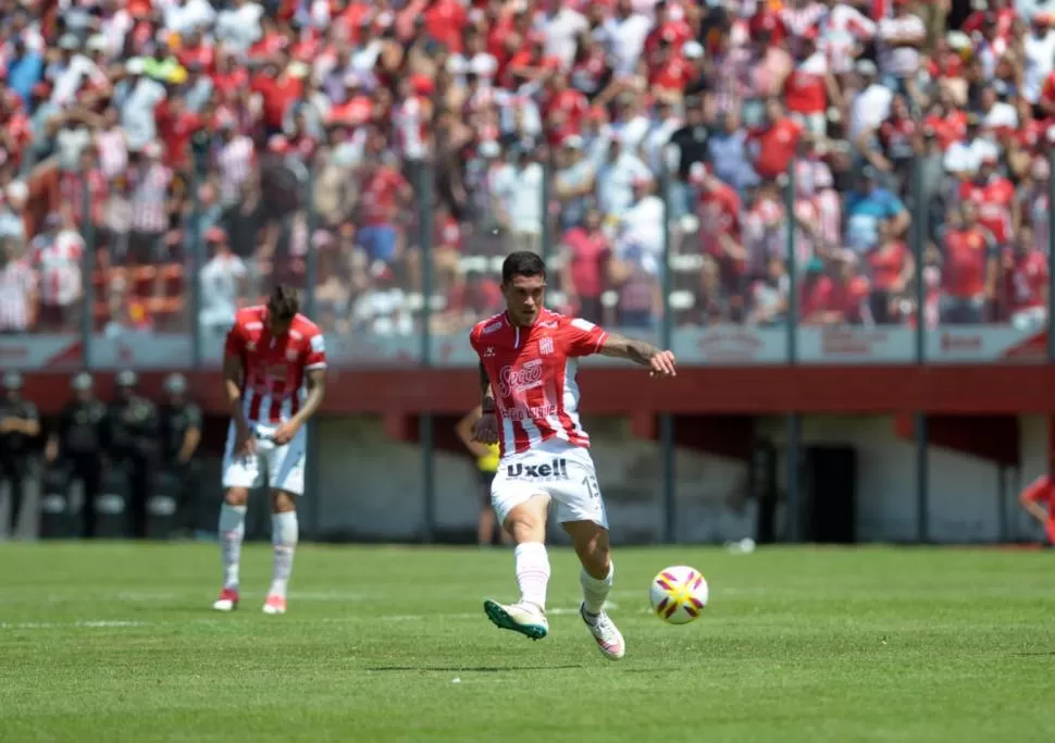 BUENA NOTICIA. Adrián Arregui se recuperó de su lesión y jugaría contra Colón. la gaceta / foto de franco vera