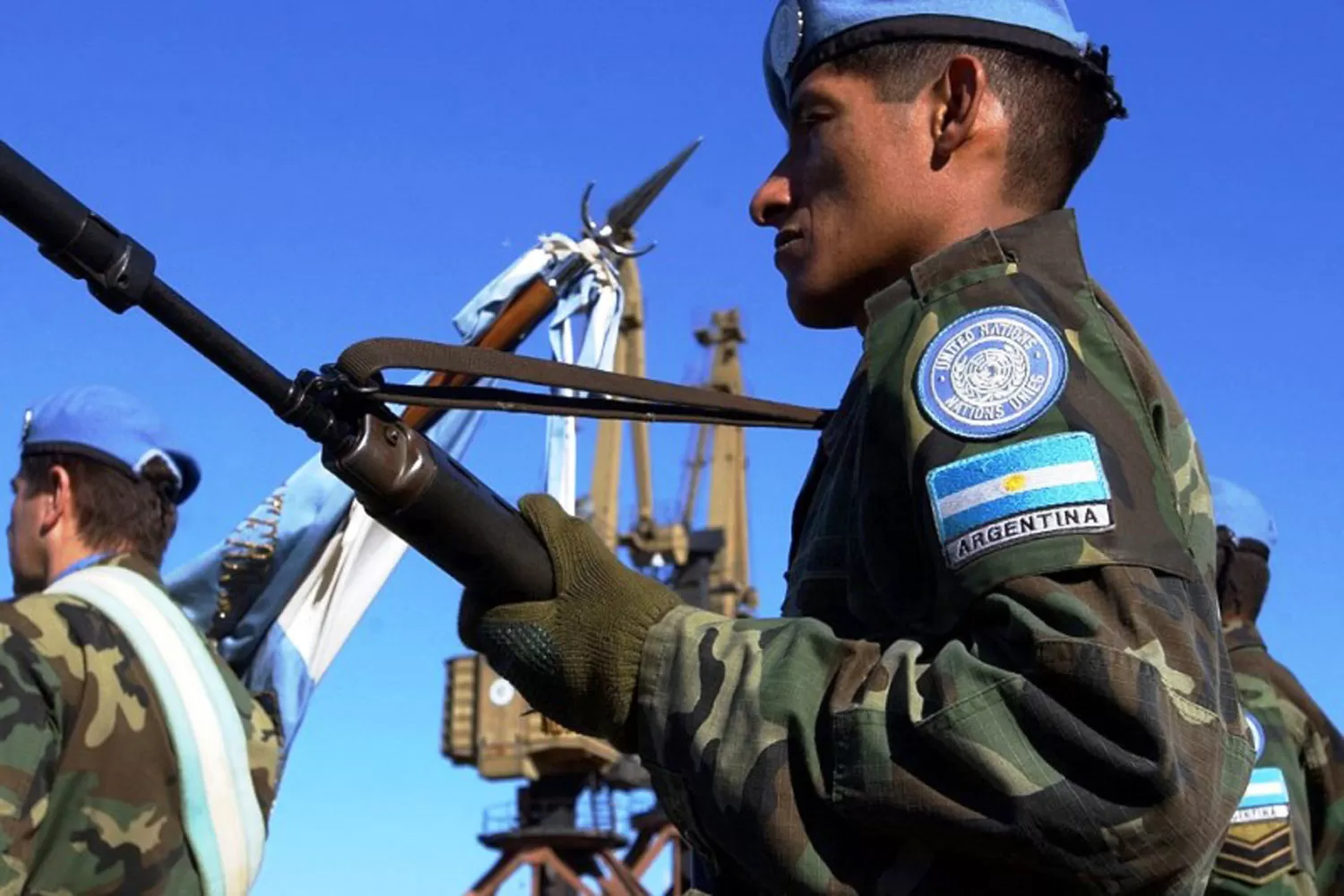 Legisladores tucumanos piden que el Congreso cree un servicio militar obligatorio y comunitario  
