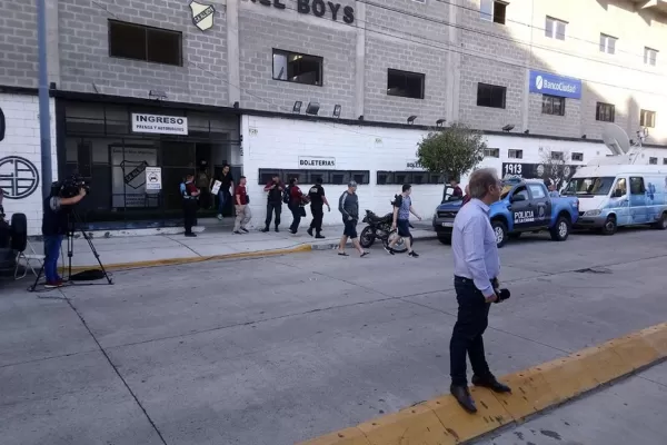 Clausuraron la cancha de All Boys y podría jugar el resto del año sin público