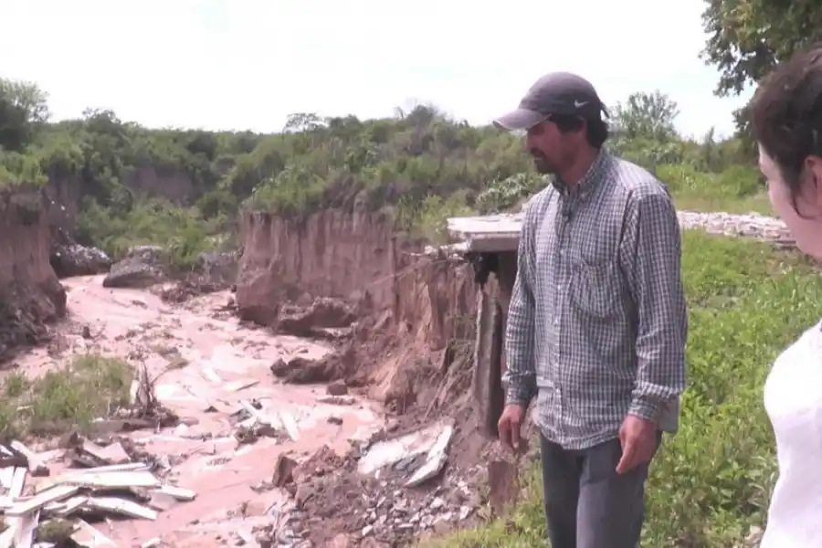 DESAZÓN. “¿Y si se cae un chico?”, se preguntan los lugareños. 