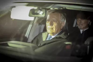 Indagarán a ex funcionarios K y a empresarios por los trenes