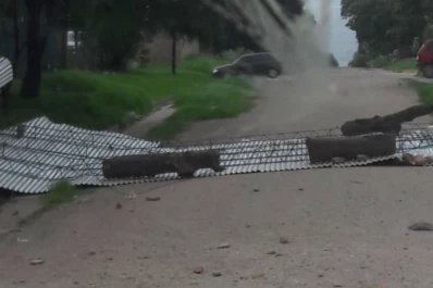 El viento que azotó a Tucumán se convirtió en una trampa mortal: un muerto en Las Talitas