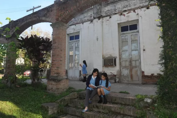 La mitad de los institutos privados tucumanos tiene perfil confesional