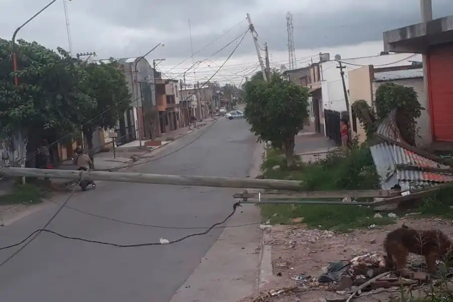 TEMPORAL. Reconquista al 300, Banda de Río Salí.