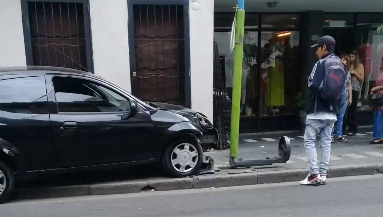 Sábado trágico en Tucumán: dos muertos y varios heridos en distintos accidentes viales