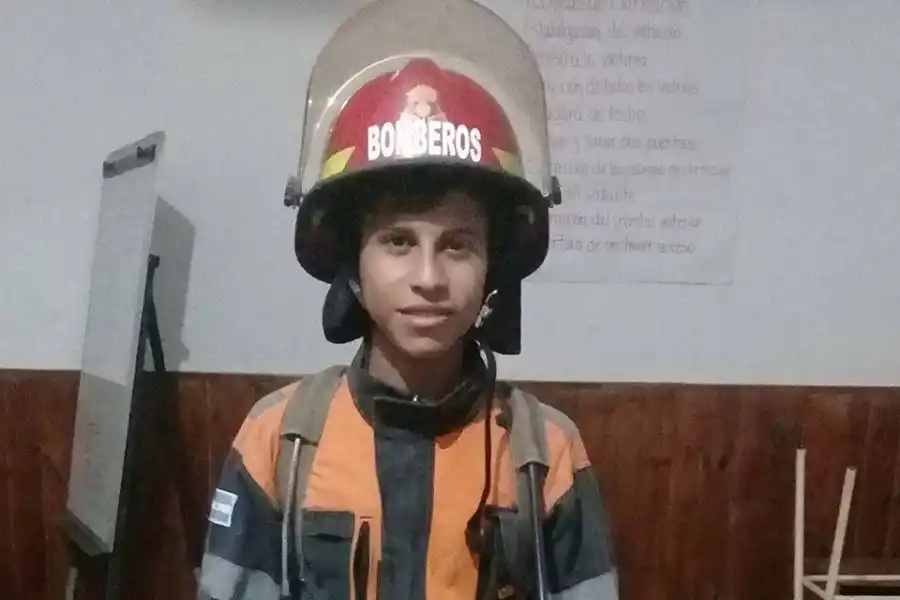 FATALIDAD. José Graneros, de 18 años, era Bombero Voluntario de Aguilares. 