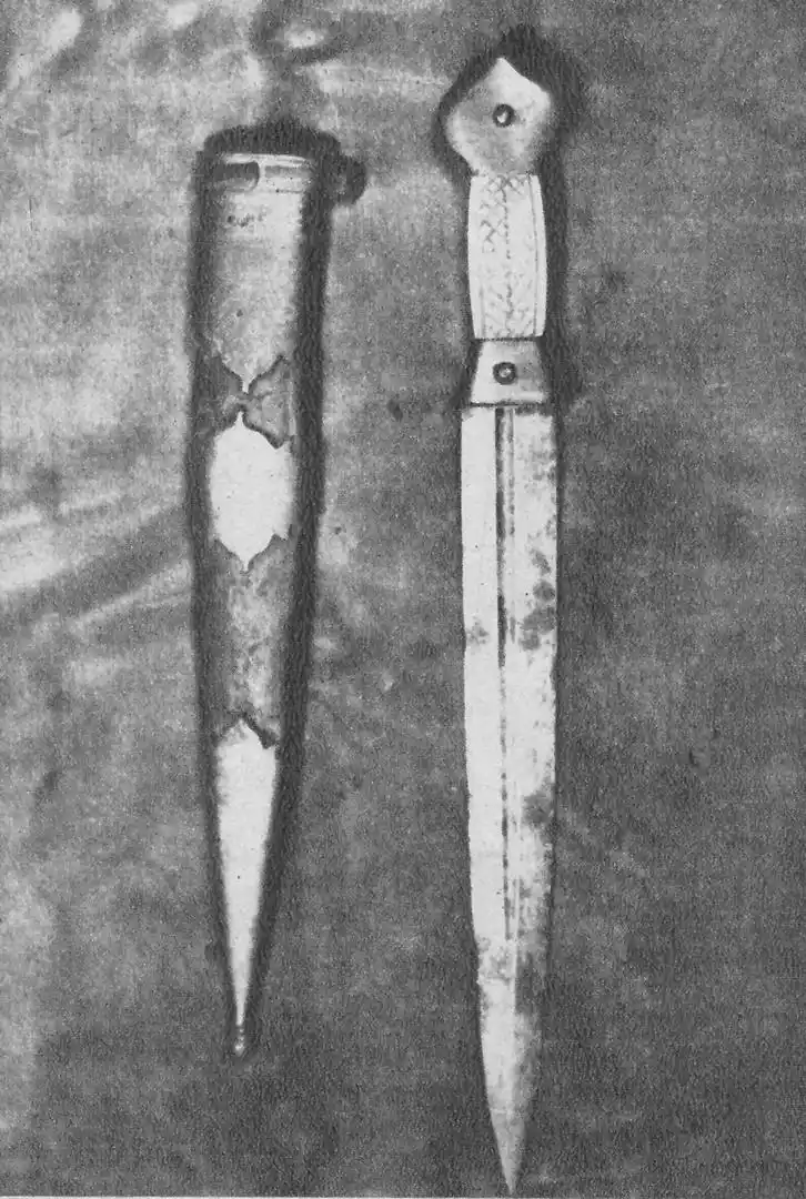 PUÑAL DE “El CHACHO”. Lo entregó al rendirse, antes de ser ultimado con un lanzazo