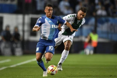 Racing igualó con Banfield y Atlético podrá ser puntero ganando el clásico