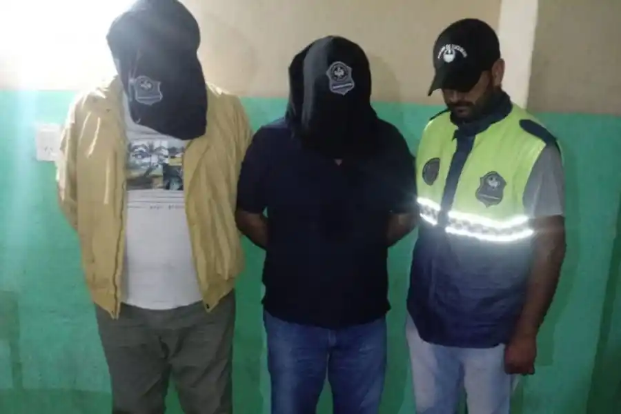 Cayeron dos estafadores que engañaban en la zona bancaria con el cuento del tío