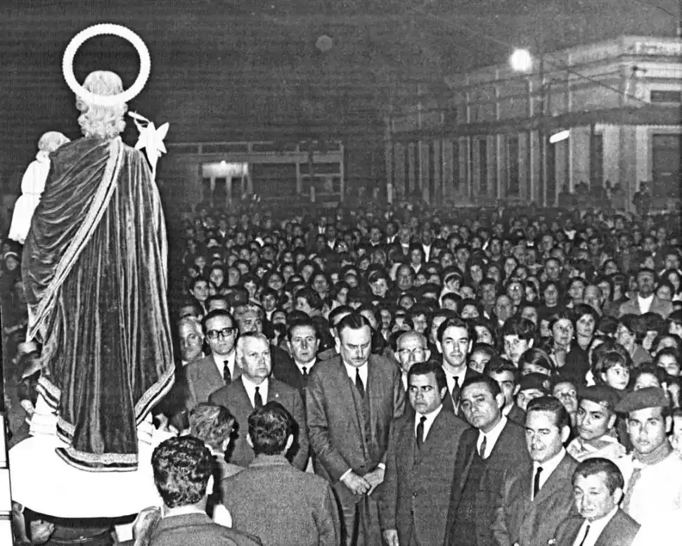 ZAFRA 1969. El pueblo agradeció que la planta fabril siguiera trabajando.