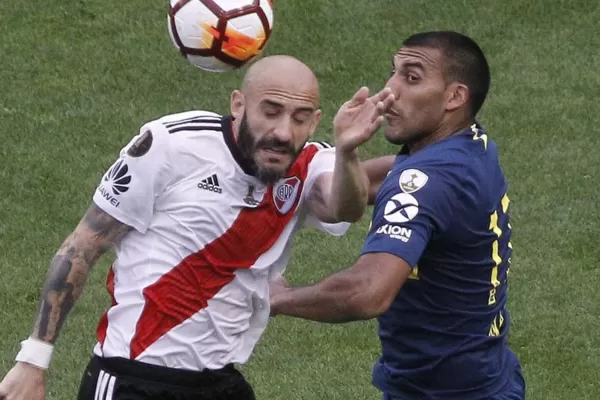 Según una encuesta, la gente quiere que el River-Boca se juegue en el Monumental y con público