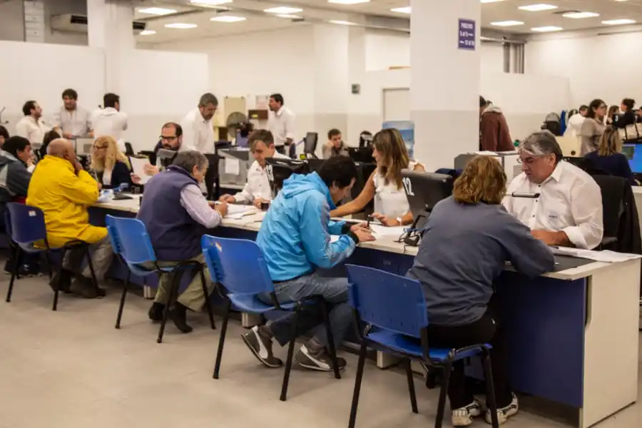 Luego de tres meses, reabrió la sede central de la Anses en Tucumán