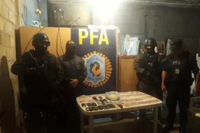 Fue a ver a su pareja y quedó detenido