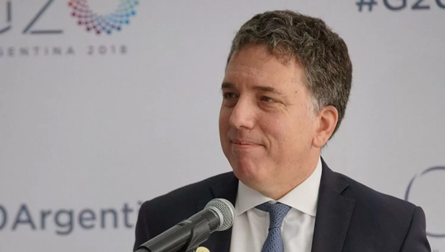 Dujovne calificó de avanzadas la negociaciones para que Argentina ingrese a la OCDE