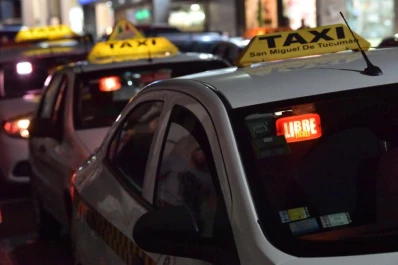 Los dueños de taxis piden que los viajes entre las 22 y las 6 tengan una tarifa más elevada