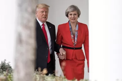 La importancia política de las reuniones con Trump y May