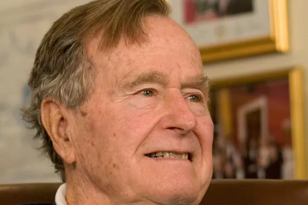 Murió el ex presidente estadounidense George Bush padre, a los 94 años