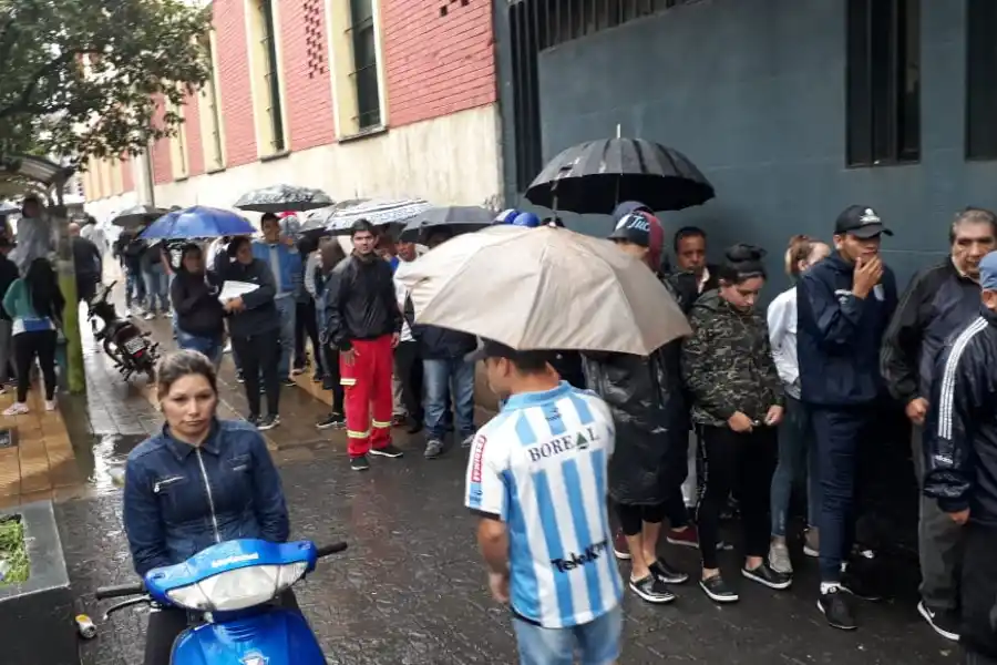 Salvo un diluvio, el clásico tucumano se juega, dijeron desde Atlético