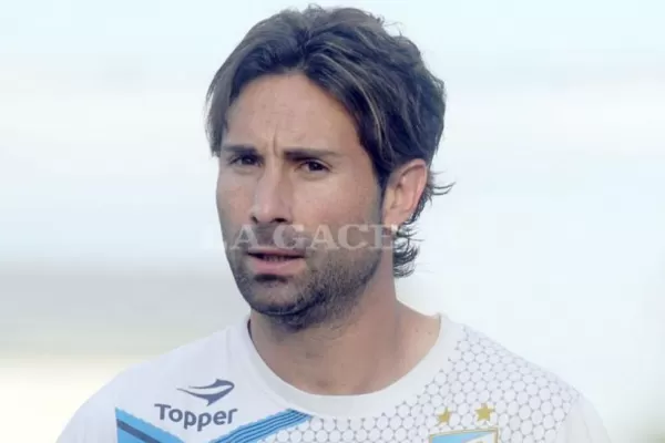 Acusaron a Luchetti de haber insultado a dos chicos que festejaban el triunfo del Santo